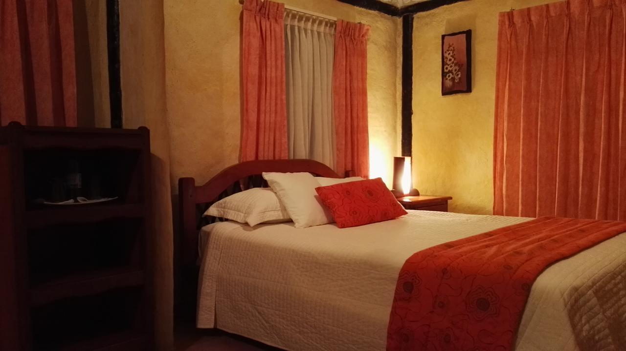 Hosteria "El Encanto" San Miguel de los Bancos 外观 照片